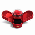 Scatola regalo San Valentino con rosa decorativa e cassetto porta gioielli